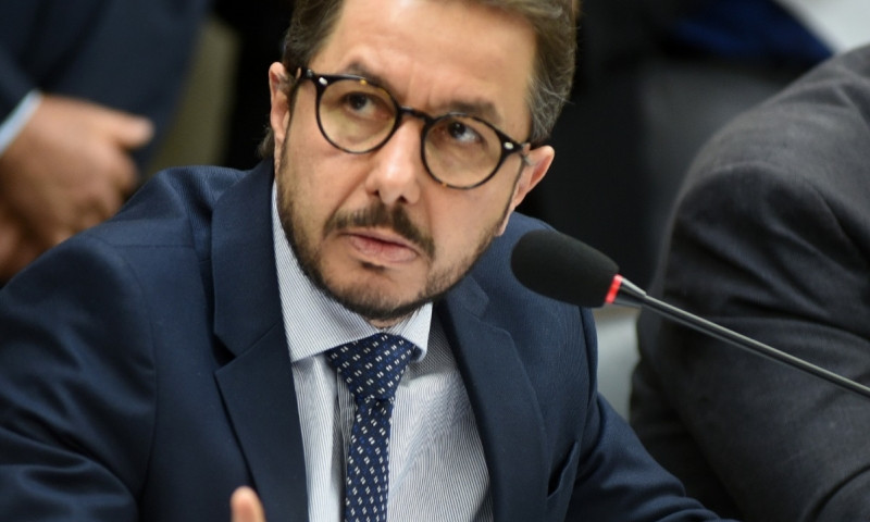 Deputado Sergio Turra se manifesta pela volta às aulas presenciais