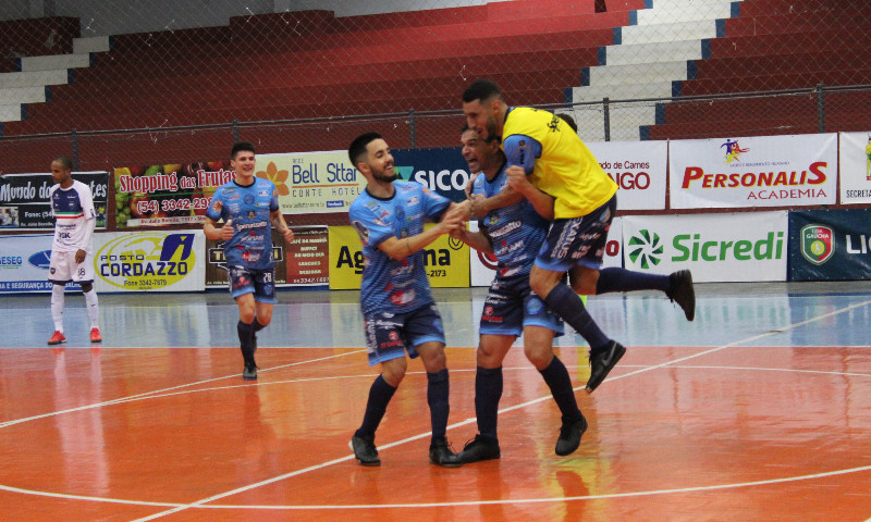 AMF vence em casa e encaminha classificação na Taça Farroupilha