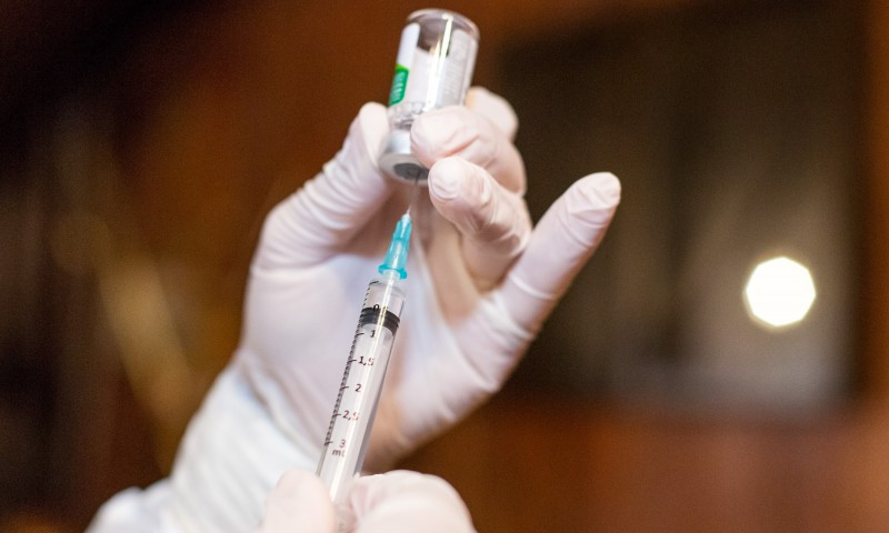 COVID-19: RS recebe novos lotes das vacinas Pfizer e Coronavac nesta quinta-feira
