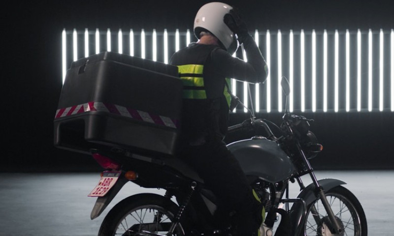 Campanha do Detran/RS destaca importância dos motoboys na pandemia
