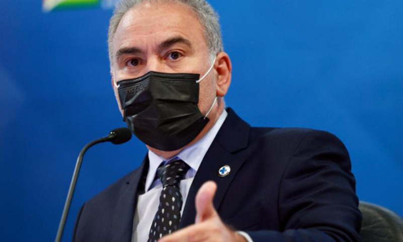 COVID-19: Queiroga confirma recomendação de suspender vacina contra Covid-19 para adolescentes