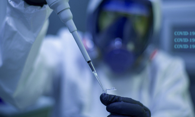 Pfizer: vacina contra covid protege crianças de 5 a 11 anos