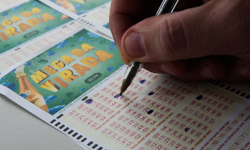 Apostador tem até sexta-feira (31) para jogar na Mega da Virada