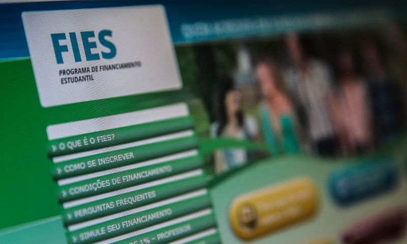 Refinaciamento de dívidas do Fies começa nesta segunda-feira (07) com descontos até 92%