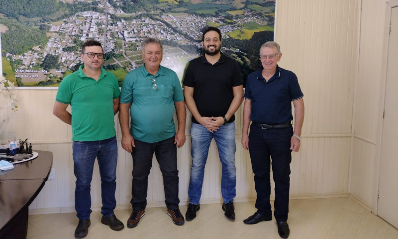 Assessor do deputado Marcio Biolchi (MDB) visita Vila Maria