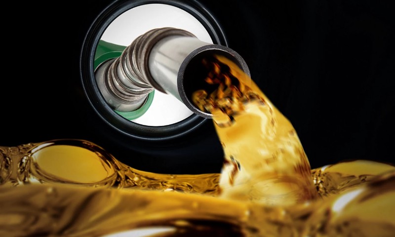 ECONOMIA: Para tentar frear a alta dos combustíveis, governo propõe que estados zerem ICMS sobre diesel e gás