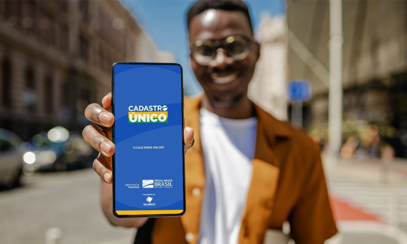 CIDADANIA: Novo aplicativo do CadÚnico agiliza o acesso da população aos programas sociais