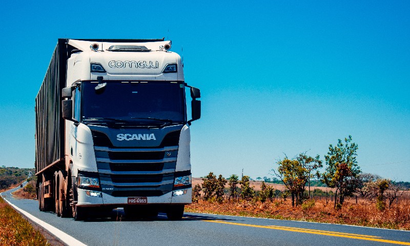 ECONOMIA: Caminhoneiros receberão R$ 2 mil de auxílio no dia 9 de agosto