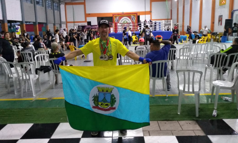 Kickboxing: atleta de Vila Maria conquista 6 medalhas no Campeonato Estadual “O Laçador”