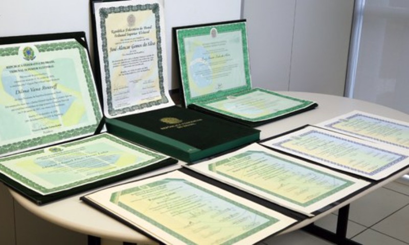 Diplomação de Lula acontece nesta segunda (12)