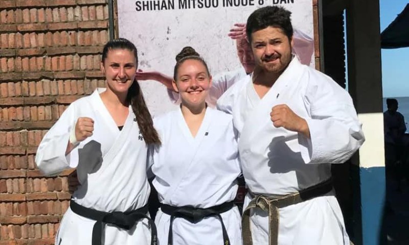 Atletas da Shobu-Kan participam de treinamento internacional