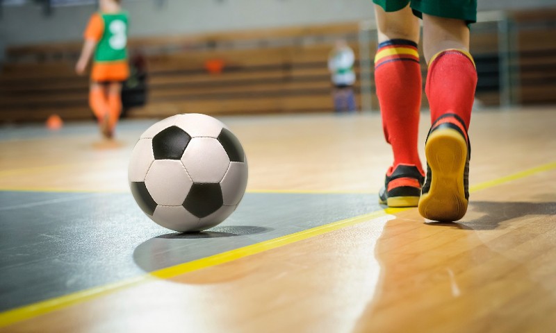 Sesc Passo Fundo oferece aulas de futsal gratuitas para crianças e jovens