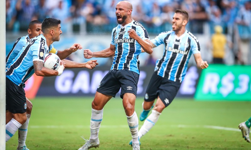 NO SUFOCO: O Grêmio vende caro seus jogos em casa