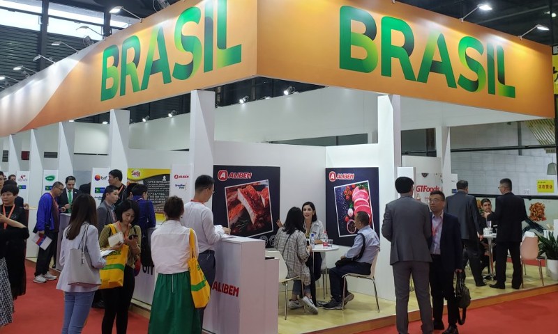 ABPA e ApexBrasil levam agroindústrias de aves e suínos para ação na China
