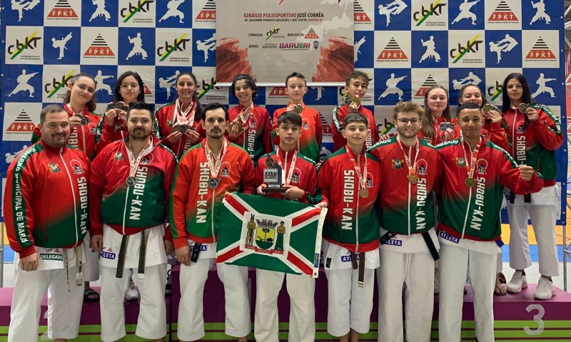Shobu-Kan conquista 30 medalhas no Sul-Sudeste de Karate