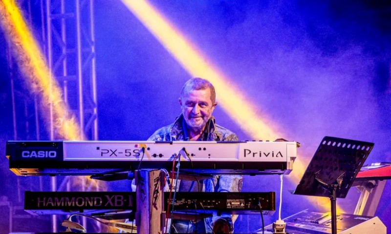 LUTO: Morre o fundador da banda RPM e tecladista Luiz Schiavon, aos 64 anos