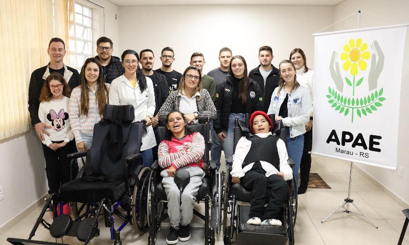 Cesurg Marau: alunos de Engenharia Mecânica desenvolvem cadeiras de rodas adaptadas em  parceria com a APAE