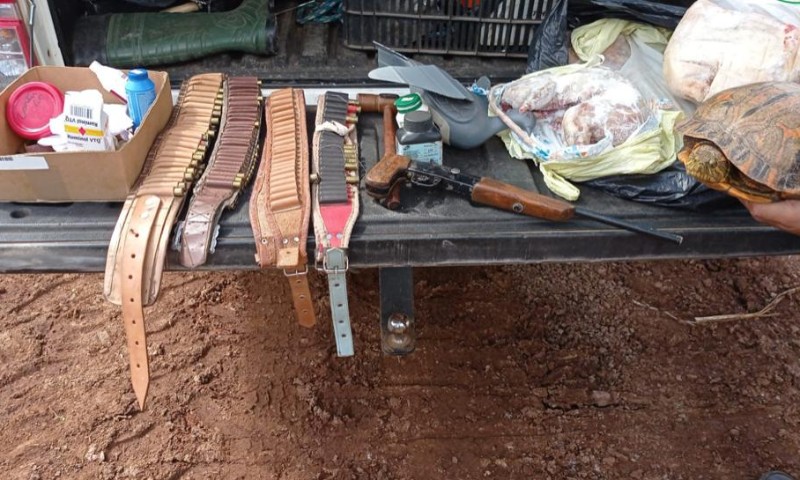 Durante fiscalização ambiental, Brigada Militar prende homem por posse irregular de arma de fogo em Serafina Corrêa