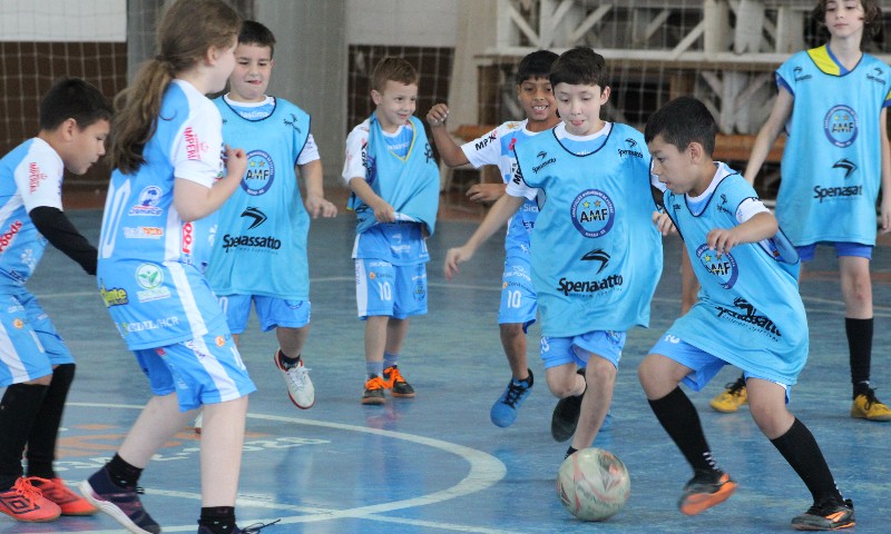 ESPORTE: Projeto Social AMF retorna às atividades