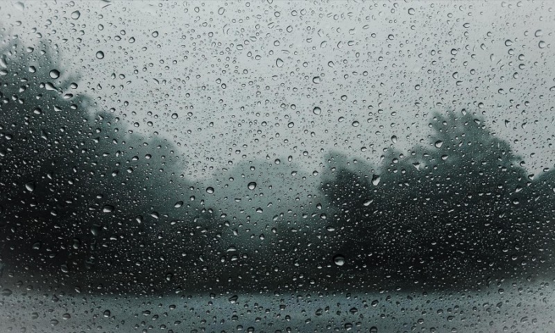 VERÃO: MetSul reitera alerta de temporais: como vai se desenvolver a chuva nesta terça e quarta no RS