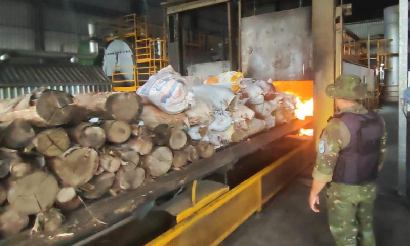 3° Batalhão Ambiental da Brigada Militar realiza a destruição de material utilizado na pesca predatória