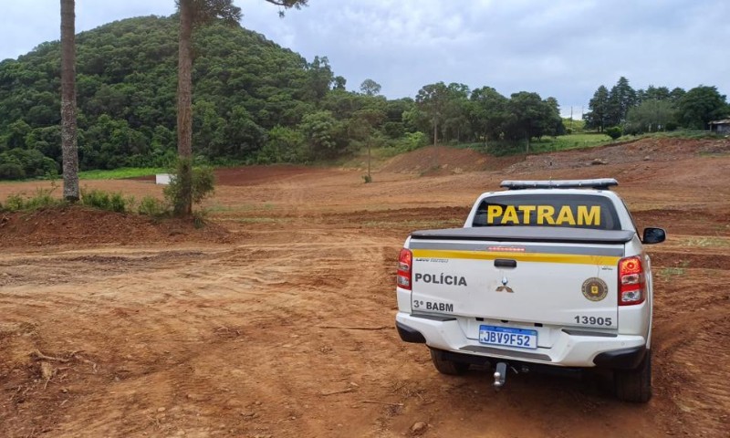 3º Batalhão Ambiental da Brigada Militar flagra loteamento irregular em Marau