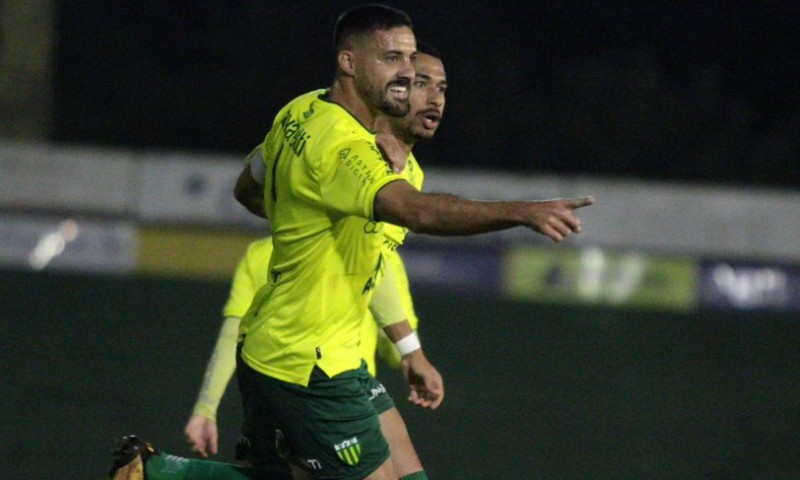 ESPORTE: Zagueiro do Ypiranga vê necessidade de vitória neste sábado e projeta Copa do Brasil