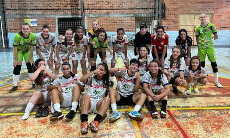 ESPORTE: AME realiza seletiva com o Grêmio e Mesa Redonda Feminina nesta quinta-feira