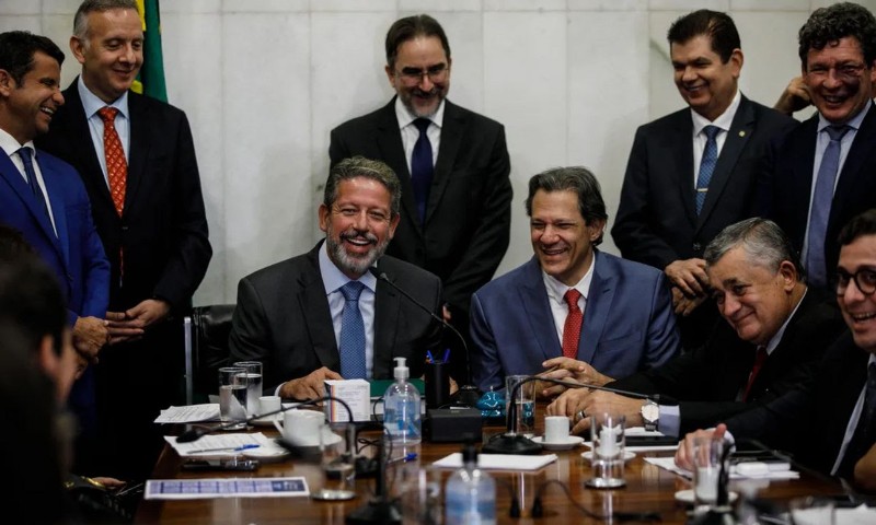 ECONOMIA: Brasil pode ter o maior imposto agregado do mundo