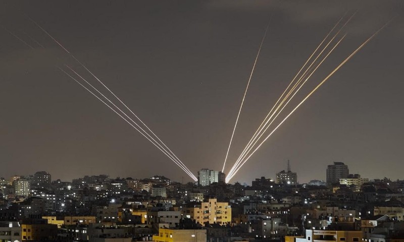 MUNDO: Irã ataca Israel e aumenta pressão no Oriente Médio