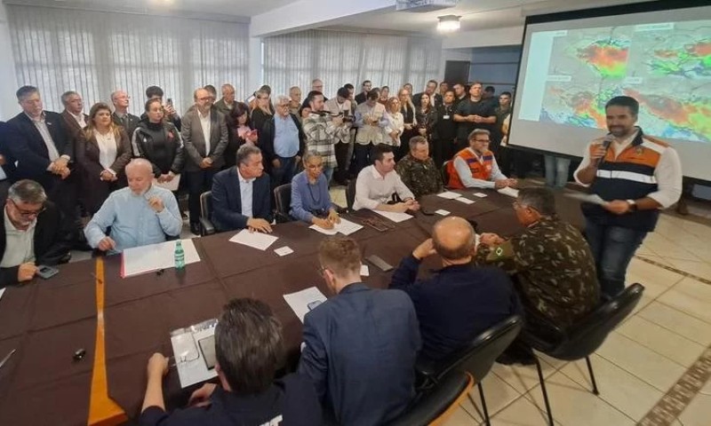 ENCHENTE: RS possui 204 municípios com maior risco de enchentes