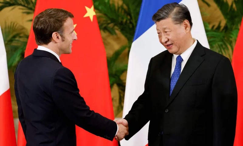 MUNDO: Xi Jinping chega à Europa para aliviar tensões comerciais