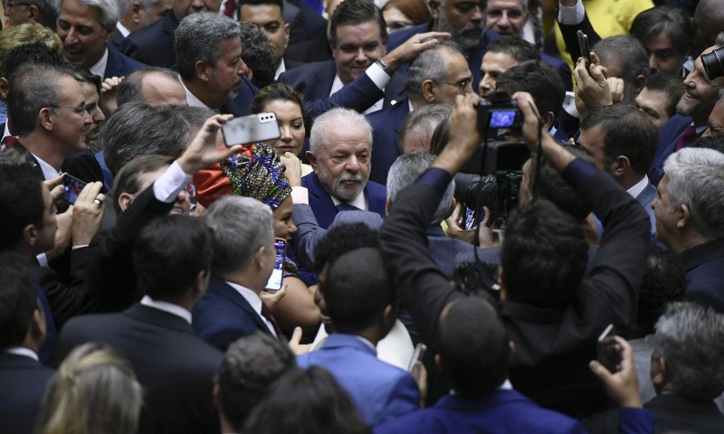 BRASIL: Lula alcança seu pior índice de governabilidade