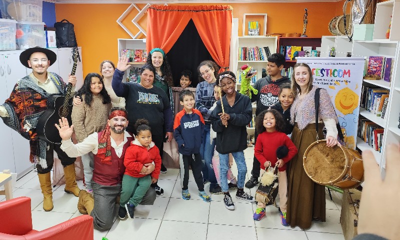 CULTURA: Caravana da Ilusão participa do 2° FestCom em Porto Alegre