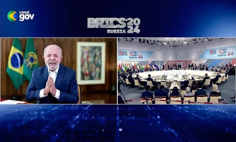 BRASIL/ BRICS: Lula defende criação de uma moeda alternativa ao dólar