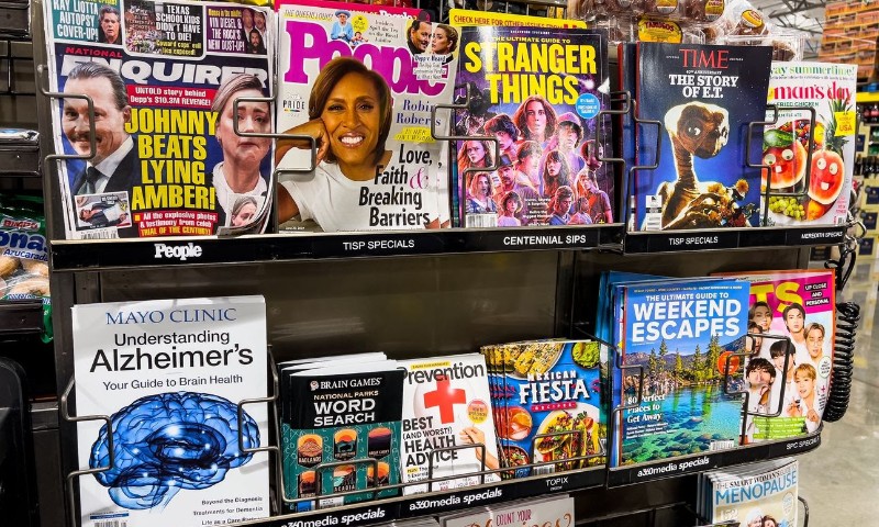 MUNDO: Folhear as páginas de uma revista está ficando legal de novo