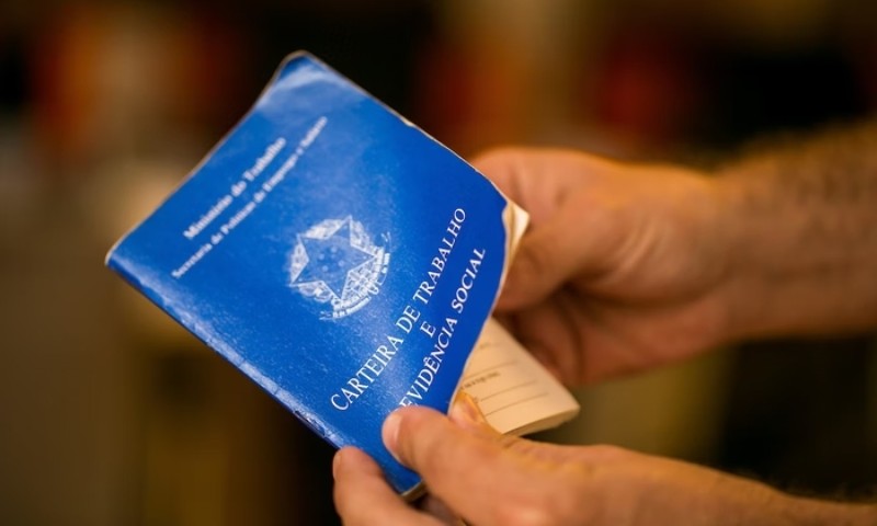 BRASIL: A polêmica PEC da escala 6×1 foi para a Câmara