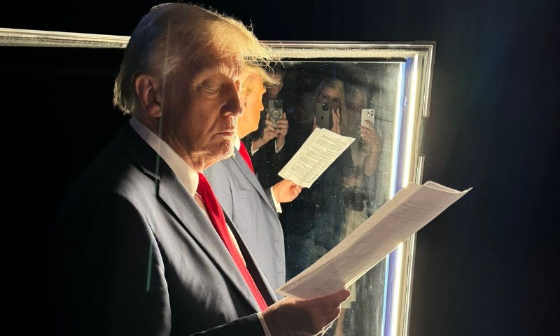 U.S. ELECTIONS:  Trump vence Kamala e é eleito o novo presidente dos EUA