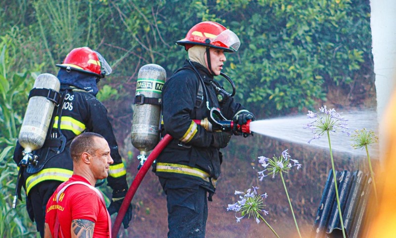 POLÍCIA: Ocorrência de incêndio doloso registrada em Vila Maria