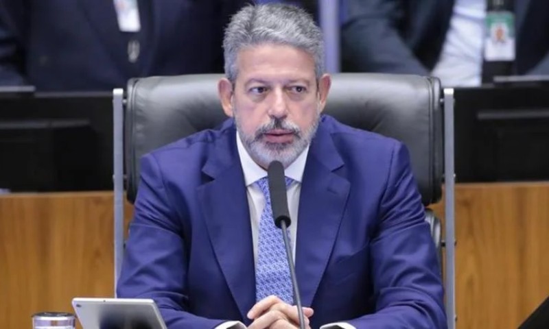POLÍTICA: Lira convoca reunião de líderes da Câmara três dias após bloqueio de R$ 4,2 bilhões em emendas
