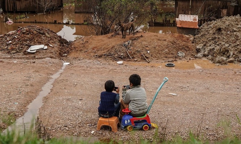 BRASIL: País chega ao menor nível de pobreza desde 2012