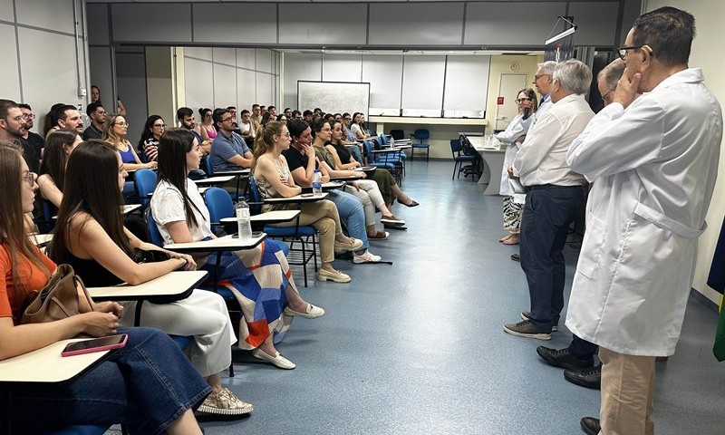 HSVP recepciona 52 novos médicos residentes