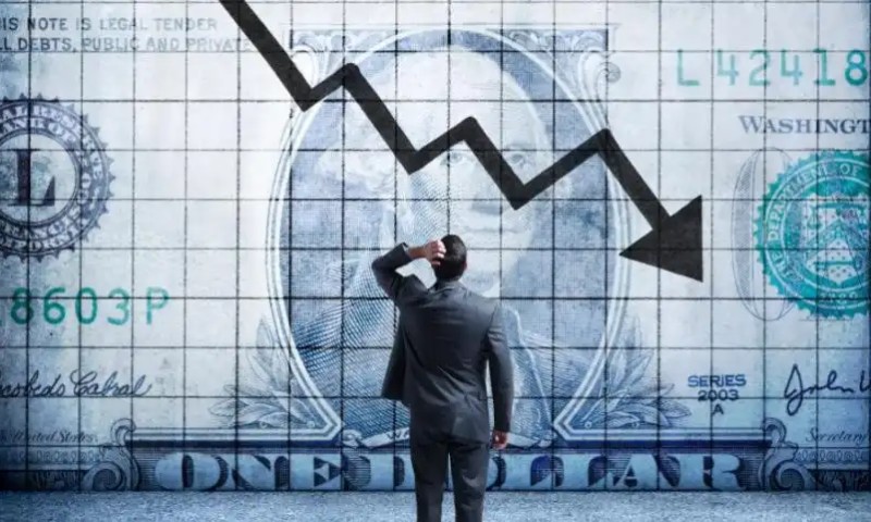 ECONOMIA: FMI alerta para risco de recessão nos EUA