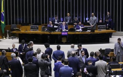 BRASIL: Congresso reage a Lula e STF com pacote ambiental e “bomba” fiscal