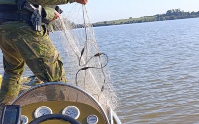 Marau: 3º BABM realiza patrulhamento embarcado e apreende petrechos de pesca predatória na Barragem de Ernestina