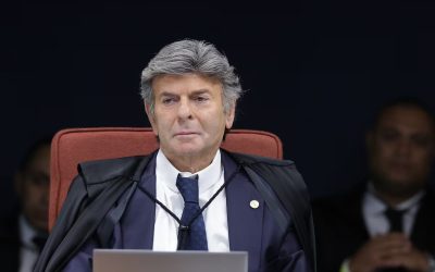 BRASIL: Fux vota contra condenar Bolsonaro e critica o próprio STF