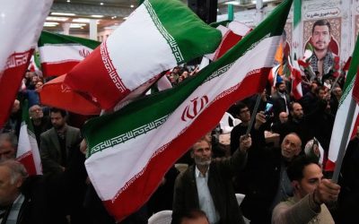 MUNDO: Mais um governo está por cair?