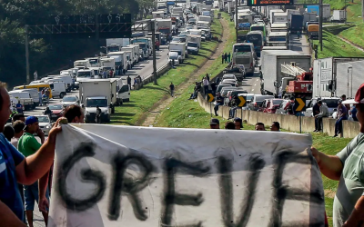BRASIL: O governo federal quer evitar greve de caminhoneiros