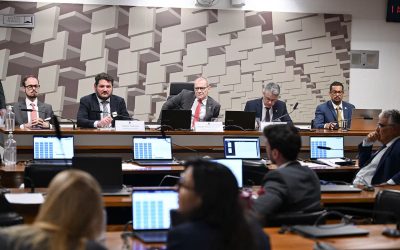 BRASIL: Base do governo blinda STF e evita indiciamento de ministros