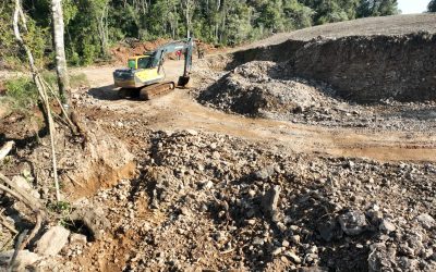 Marau: Brigada Militar flagra extração irregular de cascalho e apreende maquinário